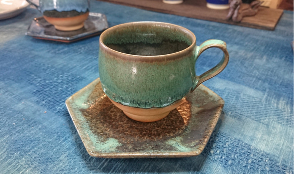 【陶器】◆TVチャンピオン陶芸王が作る器・究極のコーヒーカップver.15.3『織部唐津』 3枚目の画像