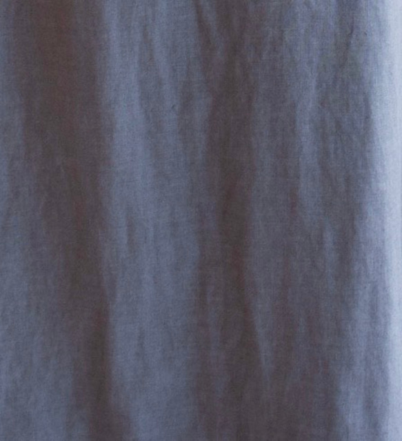 リネンエプロン 肩紐バッククロス《黒×ブルーグレー》お尻が隠れるエプロン 5枚目の画像
