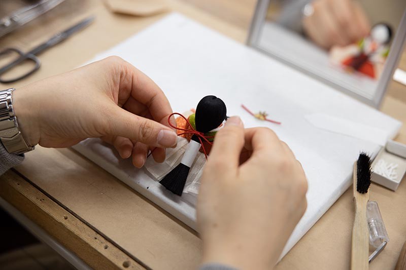 木目込人形　ことわざざむらい　縁の下の力持ち