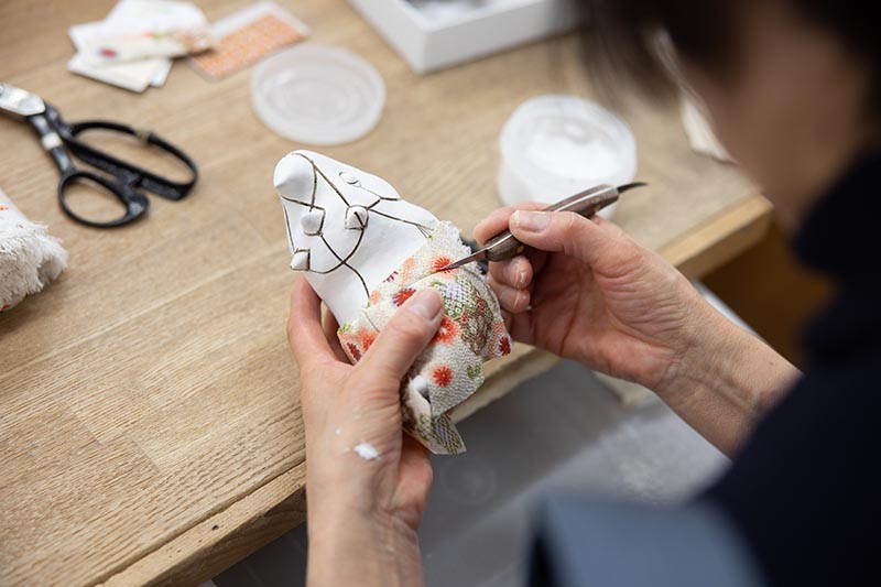 木目込人形　ことわざざむらい　縁の下の力持ち