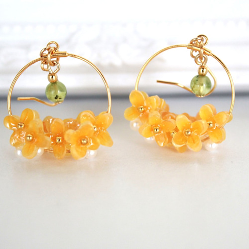 満開金木犀 リースピアス□ハンドメイド□ ピアス（スタッド・一粒 