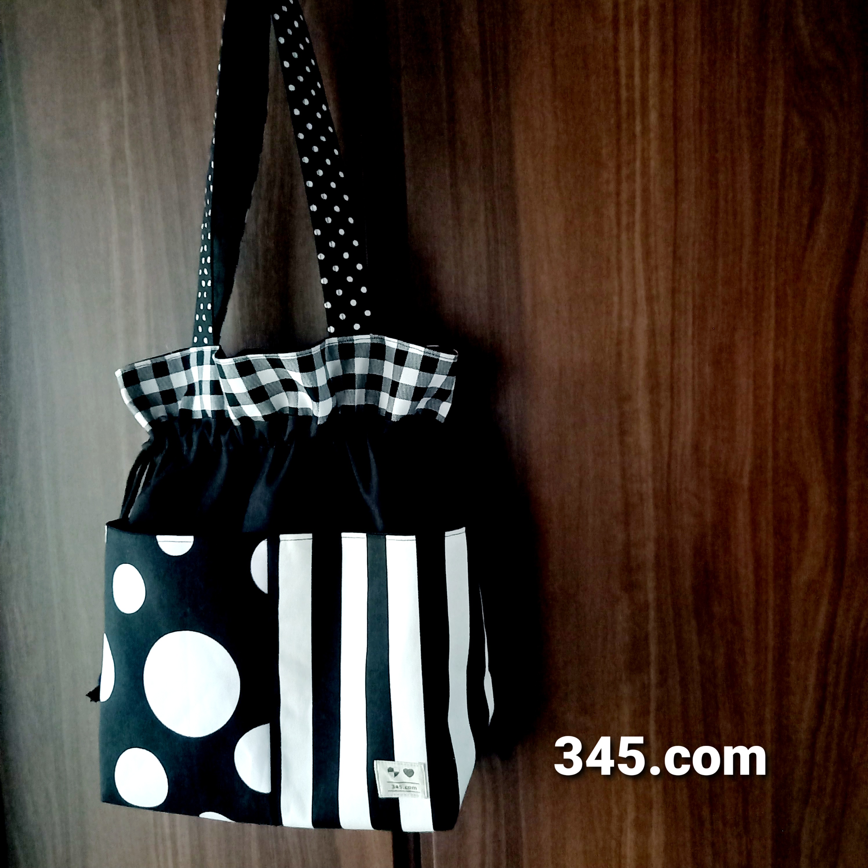 【巾着バッグ】パッチワーク*A4対応*ドット*チェック*ストライプ*モノトーン