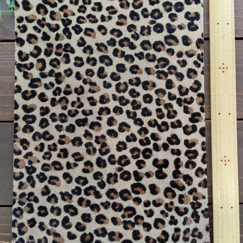 【希少レア】CEBO ハラコ レオパード ヒョウ 豹 柄 レザー 茶色 ヒョウ柄の皮革を販売｜レザークラフト材料通販店レザーマニア