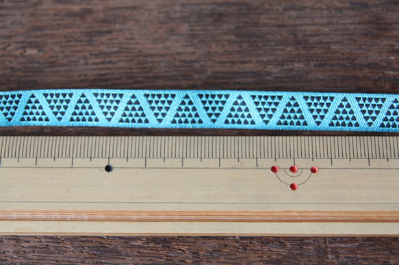 USA刺繍リボン（リバーシブル）「ピラミッド柄」ターコイズ　1ｍ単位　ジャガードリボン　チロリアンテープ　b11 3枚目の画像