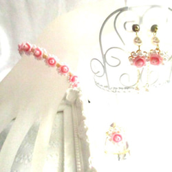 玫瑰和珍珠配飾 3 件套 ☆ 呼吸耳環戒指 ☆ 第5張的照片