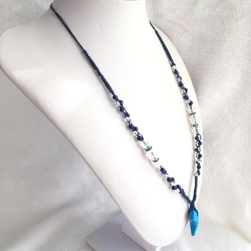 ハウライトターコイズにSVキャップどんぐり」と「シルバー細工玉」のネックレス ハウライトターコイズにSVキャップどんぐり」と「シルバー細工玉」の