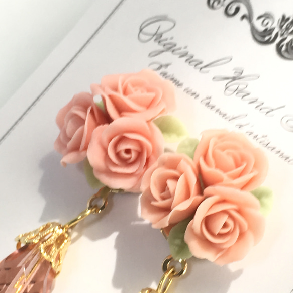 鈦玫瑰金耳環和玫瑰花束和繭形切珠 第4張的照片