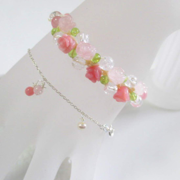 薔薇彫刻ストーンと天然石のローズガーデン編ブレス☆ピンク系 5枚目の画像