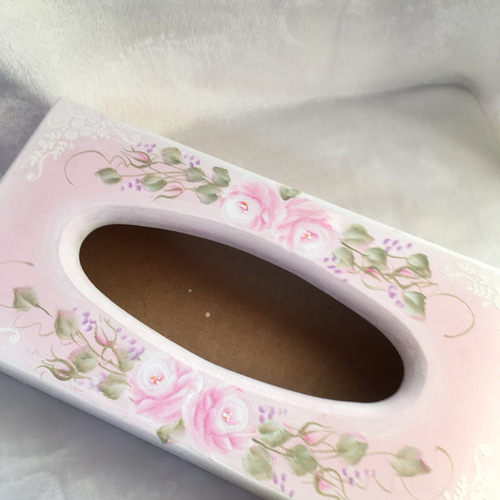 トールペイント☆受注制作ピンクの薔薇とエンボス加工のティッシュ