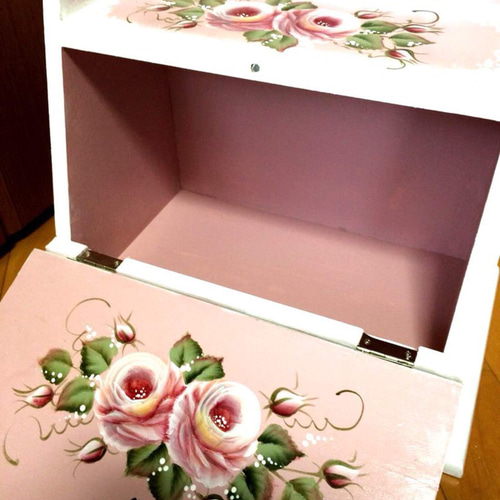 薔薇のブレッドボックス☆受注制作☆トールペイント☆薔薇 薔薇のブレッドボックス☆受注制作☆トールペイント☆薔薇