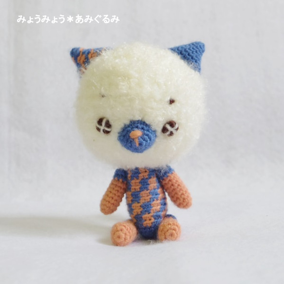 あざらし様　③ピンク　おてて横　ピンクチェックパールねこちゃん アニマルウサギネコパッチロンパースベビー(60~80cm)(60cm