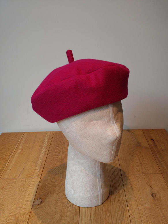 すっきりと大人かわいいベレー帽　beret scramble winered 1枚目の画像