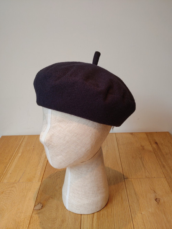 すっきりと大人かわいいベレー帽 beret scramble navy 6枚目の画像