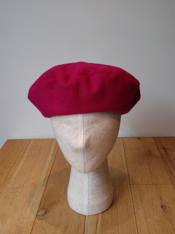 トップ広めで被り方楽しめるベレー帽　beret scramble wide winered 1枚目の画像