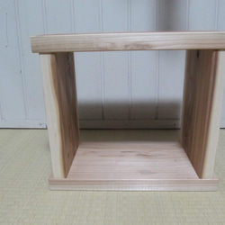 使い方いろいろ木製枠　腰かけ　本棚　キューブボックス　無垢材　国産材　杉材 2枚目の画像