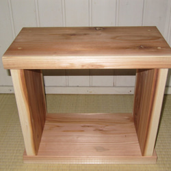 使い方いろいろ木製枠　腰かけ　本棚　キューブボックス　無垢材　国産材　杉材 3枚目の画像