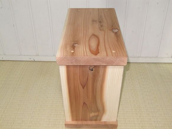 使い方いろいろ木製枠　腰かけ　本棚　キューブボックス　無垢材　国産材　杉材 4枚目の画像