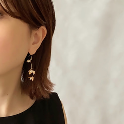 Blooming Flower Pierced Earrings 8枚目の画像