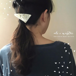 ビーズ刺繍さんかくバレッタ（ヘアアクセサリー）~Lustrini~ 7枚目の画像