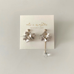 Snow Flower & Drop Earrings 4枚目の画像