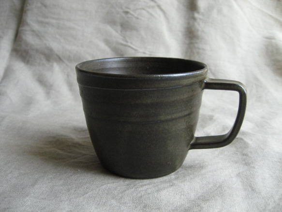 マグカップ 鉄釉（若草） 1枚目の画像