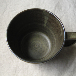 マグカップ 鉄釉（若草） 2枚目の画像