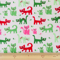 売り尽くし　赤と緑のネコちゃん　北欧ファブリック　40%オフ　約110×45cm 2枚目の画像