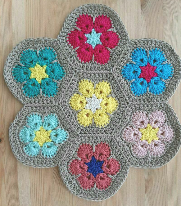 ＊ハンドメイド＊　ヘキサゴンモチーフ　マルチカバー ハンドメイド＊ヘキサゴンモチーフマルチカバー