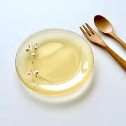 「黄金色の空を映す水たまりM」丸いガラス皿　マット仕上げ　　皿　食器　プレート　ガラス工芸 4枚目の画像