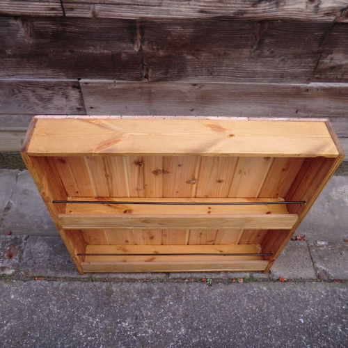 自立するスリムな本棚 本棚・絵本棚・マガジンラック mokumoku 通販