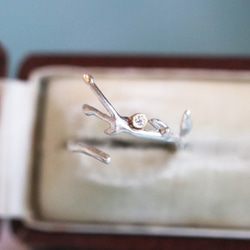 18K & Sterling Silver Diamond Twig Ring - étoile de noël 5枚目の画像