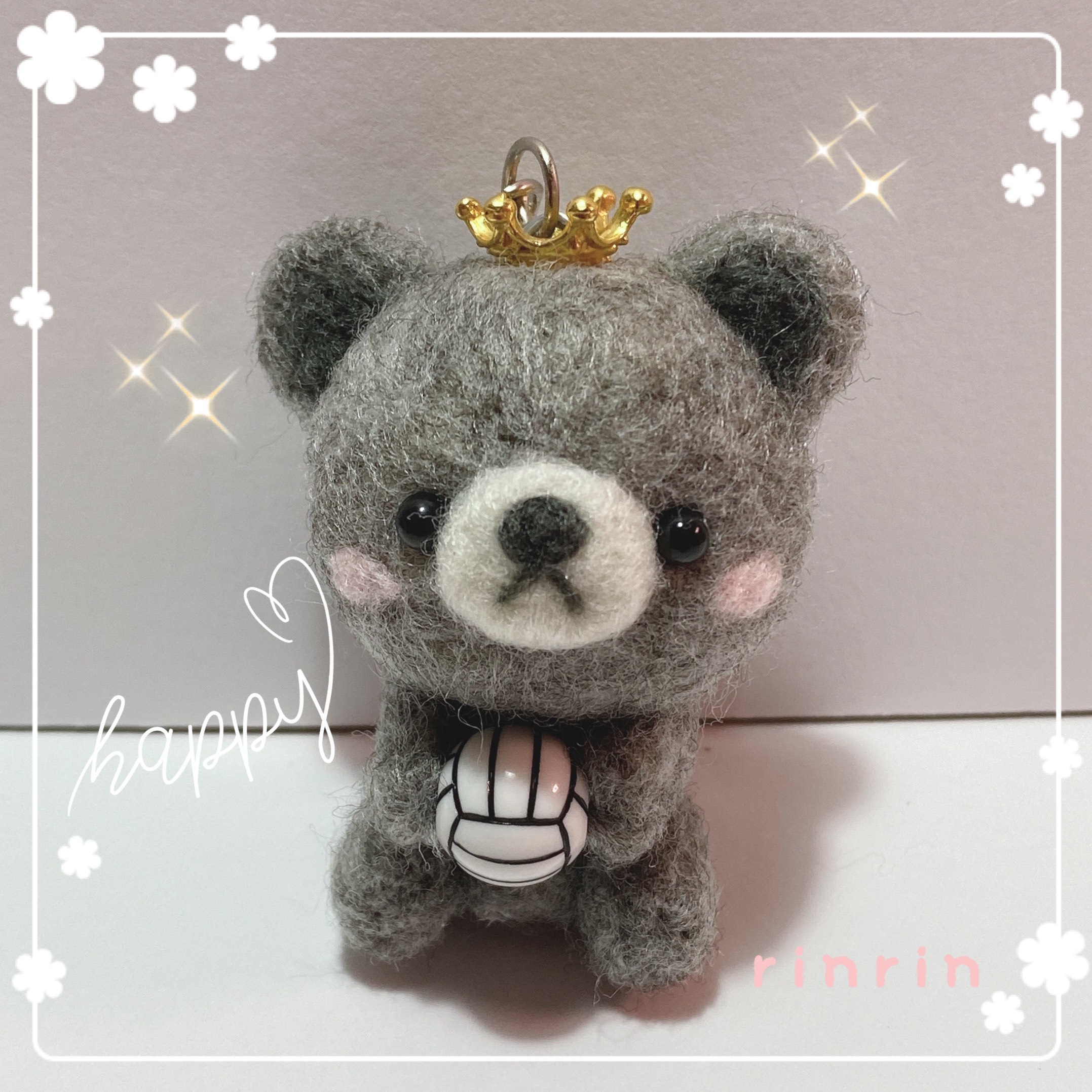 ⑥買い手が決まりました クマゲラ  羊毛フェルトキーホルダー マスコット変更可♡ 羊毛フェルトのカラフルじゃらじゃら