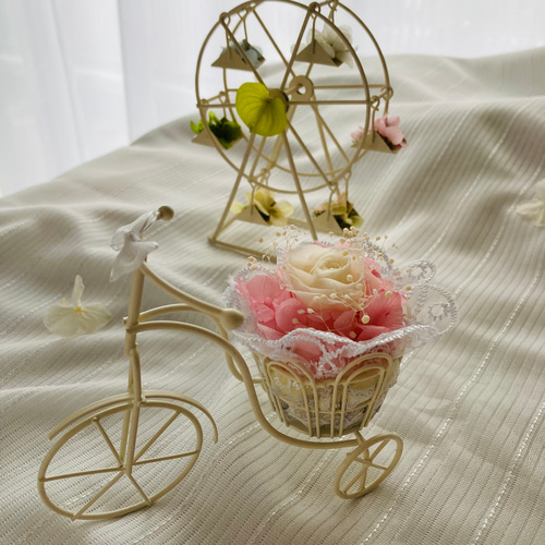 フェラーリ　プリザーブドフラワー Ferrari ☆新品未使用☆◇フェラーリ◇納車記念プレゼント ブリザーブドフラワー