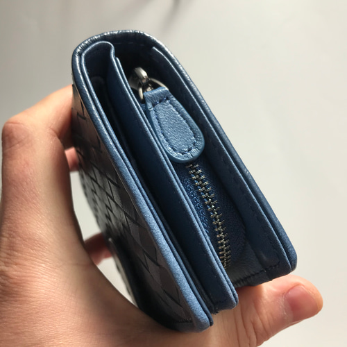 限定商品 ITALY イタリア製　二つ折り財布　手作り　本革羊革　編み込み 限定商品 ITALY イタリア製二つ折り財布手作り本革羊革編み込み