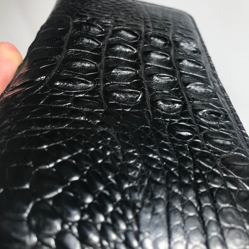期間限定価格 本革 黒 クロコダイル 長財布ワニ革 スマホも入れます