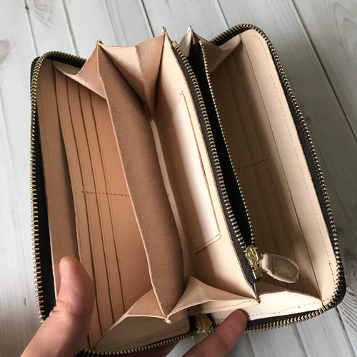 新作品 男女兼用 フルレザー大容量長財布本革 ラウンドファスナー  