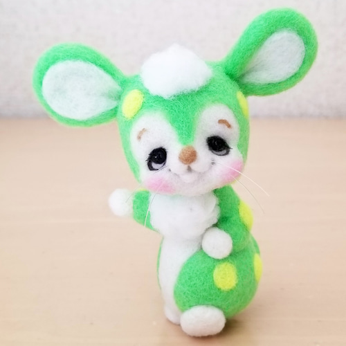 メルヘン♡レトロなネズミちゃん(蛍光グリーン) ～レトロポップversion