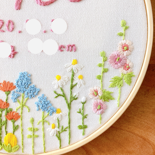 ❤️  ハンドメイド    正絹 手作り 花うさぎ❤️お値下げしました。 ふわモコうさぎ×ぷっくりハートが愛らしい刺繍のやり方♪立体