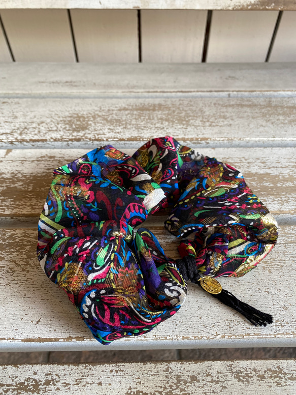 ♻︎AQ ETHICAL UPCYCLE HAIR ACCESSORIES ‖SLIK SCRUNCHIE シュシュ 3枚目の画像