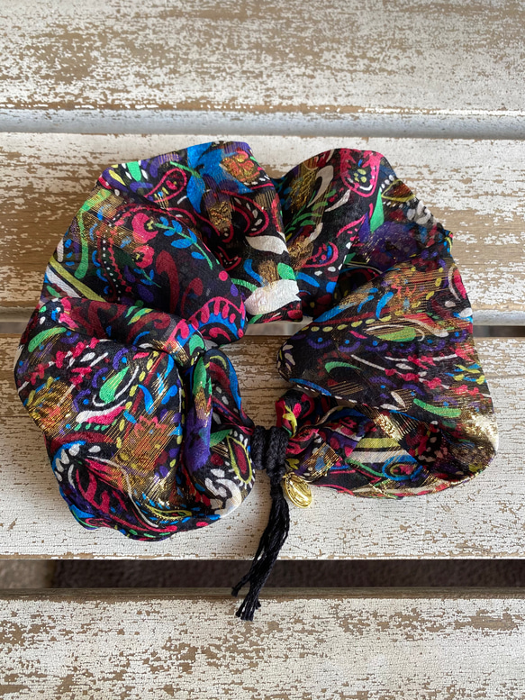 ♻︎AQ ETHICAL UPCYCLE HAIR ACCESSORIES ‖SLIK SCRUNCHIE シュシュ 4枚目の画像