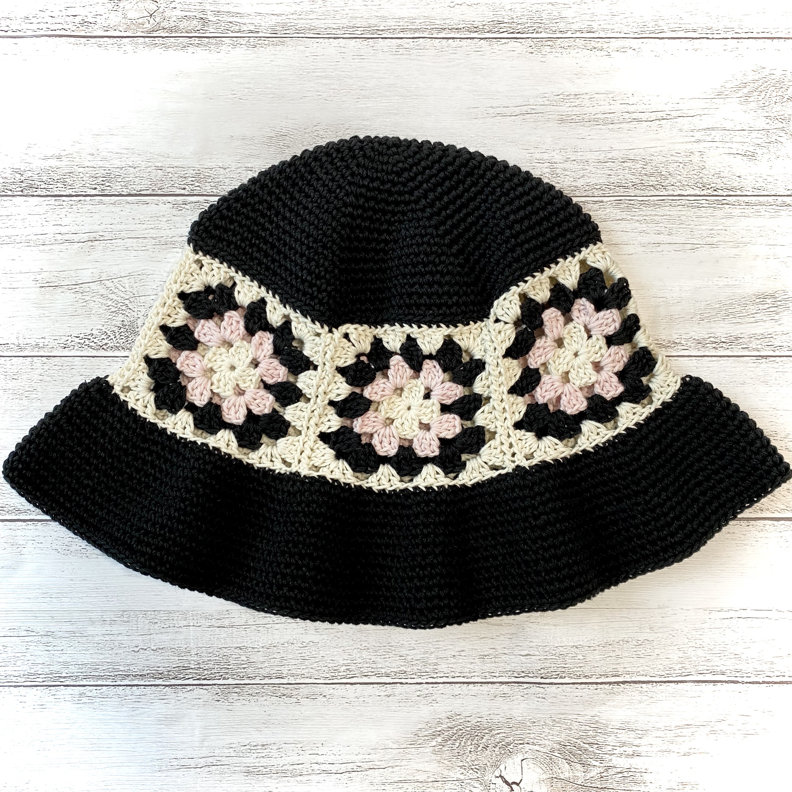 ハンドメイド グラニースクエア 3121043 クロシェハット ニットハット ハット 帽子 バケットハット