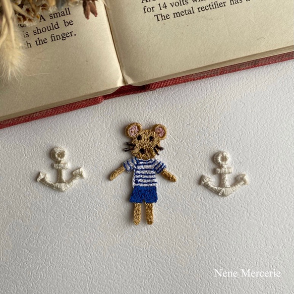 ネズミの男の子Poireau（ポアロ）くん/刺繍アイロンワッペン 4枚目の画像