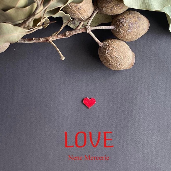 ハート「LOVE」（レッド）/ 3枚セット/刺繍アイロンワッペン 4枚目の画像