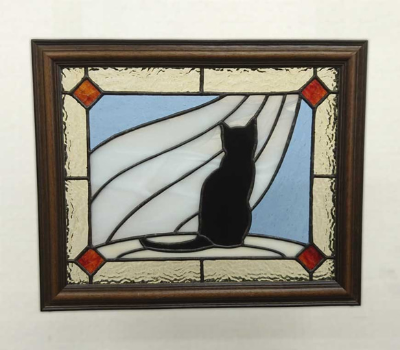 【黒猫とカーテン】ステンドグラス・パネル 3枚目の画像
