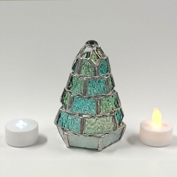 【小さなもみの木ランプ／新緑ver.】ステンドグラス・ミニランプ（LEDライト付）#クリスマスツリー 4枚目の画像