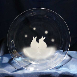 【雪中的兔子】兔子玻璃小盤子   ★可加價客製化刻字 第1張的照片