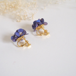 Leather bouquet 耳環 / 夾式耳環 purple 第4張的照片