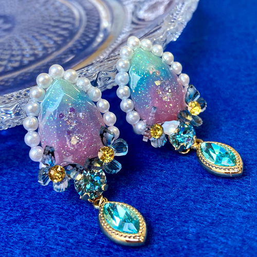 パールとパステルカラーのピアス 宝石♦︎ ピンク 水色 ピアス