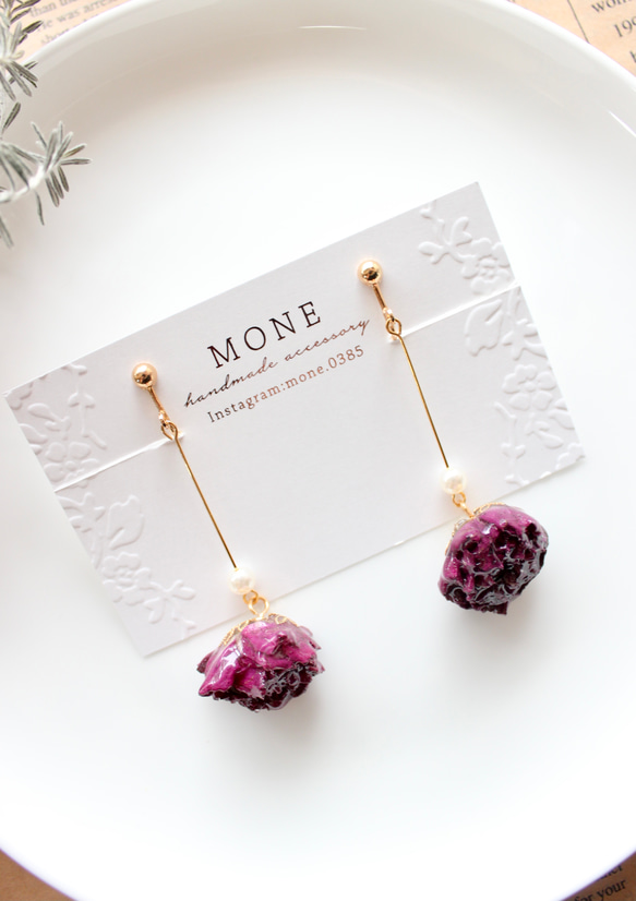 本物の バラ 薔薇 ドライフラワー レジン パール イヤリング ＊ ピアス 