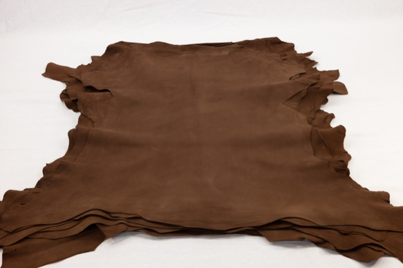 シープシルキースエード #9556 ブラウン - Sheep Silky Suede - 天然皮革 Leather 1枚目の画像